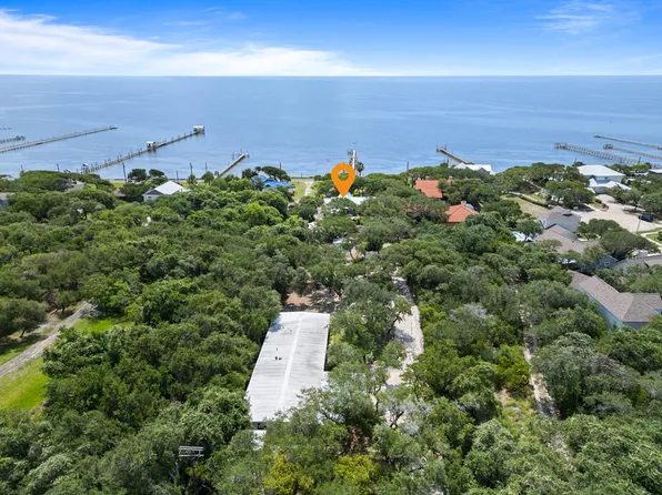 1691 N Fulton Beach Rd, Rockport, TX 78382
