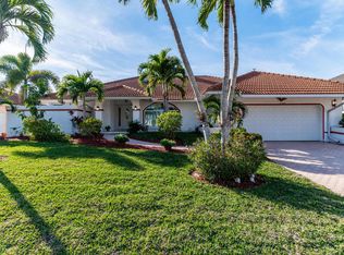 138 N Barfield Dr, Marco Island, FL 34145
