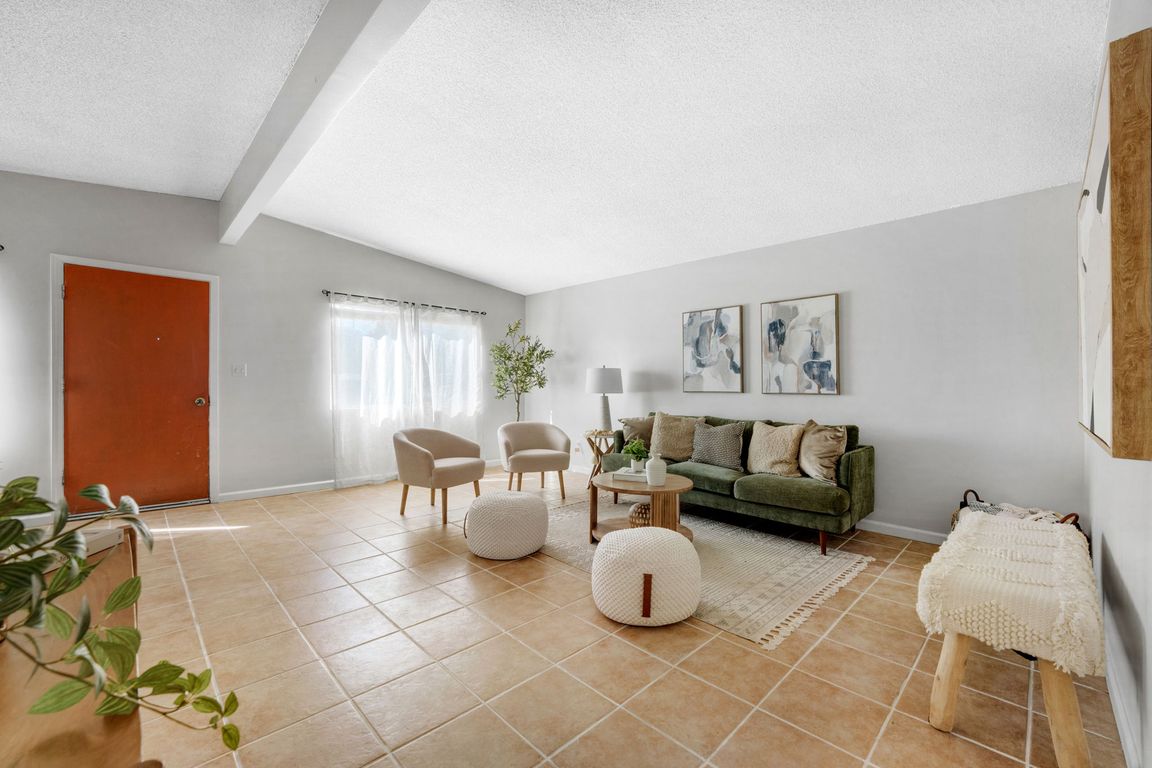 next background image