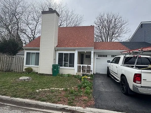 410 Wildwood Ct, Romeoville, IL 60446