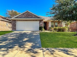 2008 Crosby Dr, Forney, TX 75126