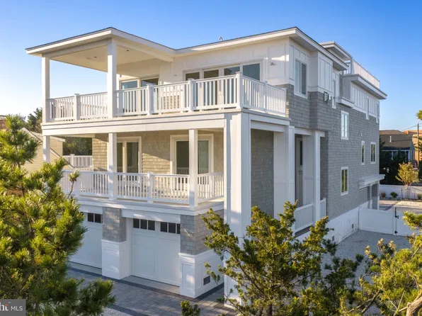 2 E Cumberland Ave, Harvey Cedars, NJ 08008