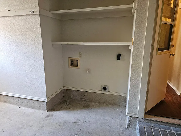 882 Garden Cir — Photo 13