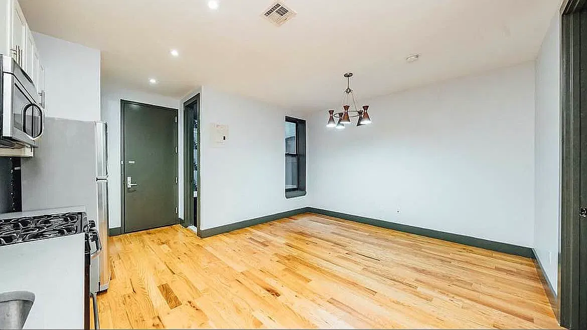 1743 Norman Street — Photo 2