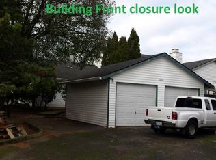 12455 SW Gingham Ln APT C, Beaverton, OR 97008