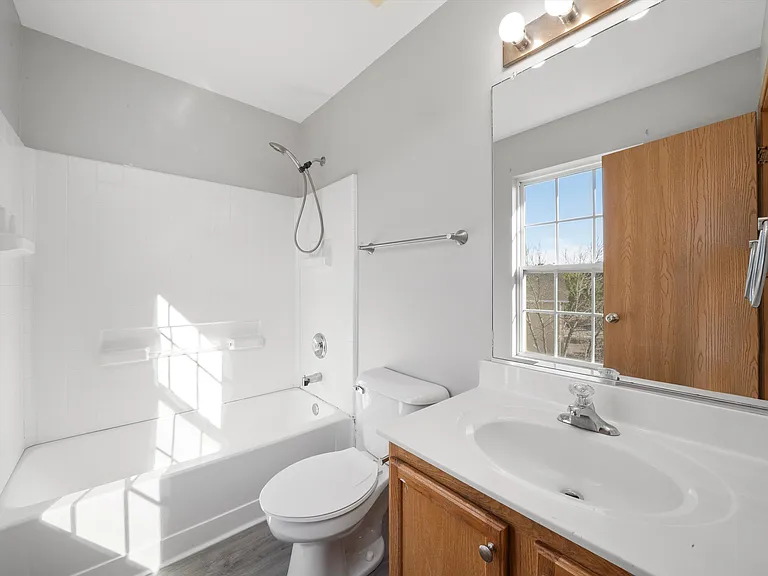 1688 W Turtle Creek Ln — Photo 15