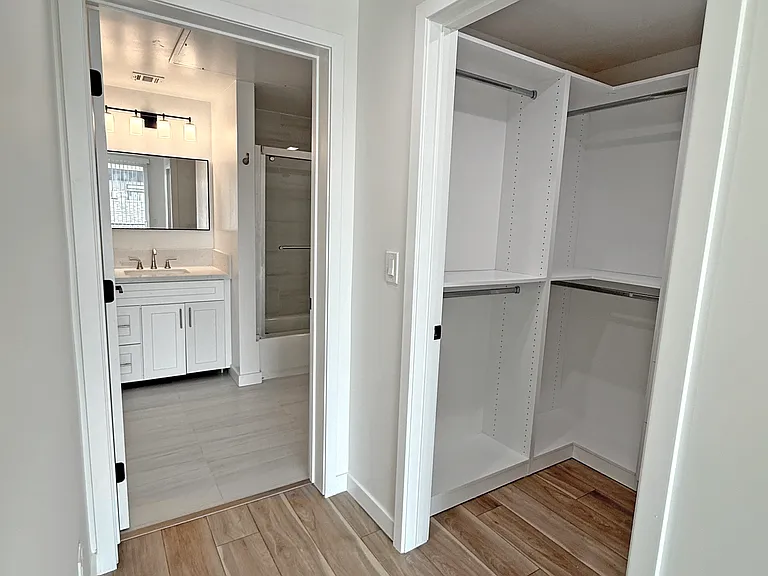 10934 Peach Grove St #201 — Photo 63