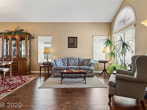 4th image of 4312 Governors Hill St