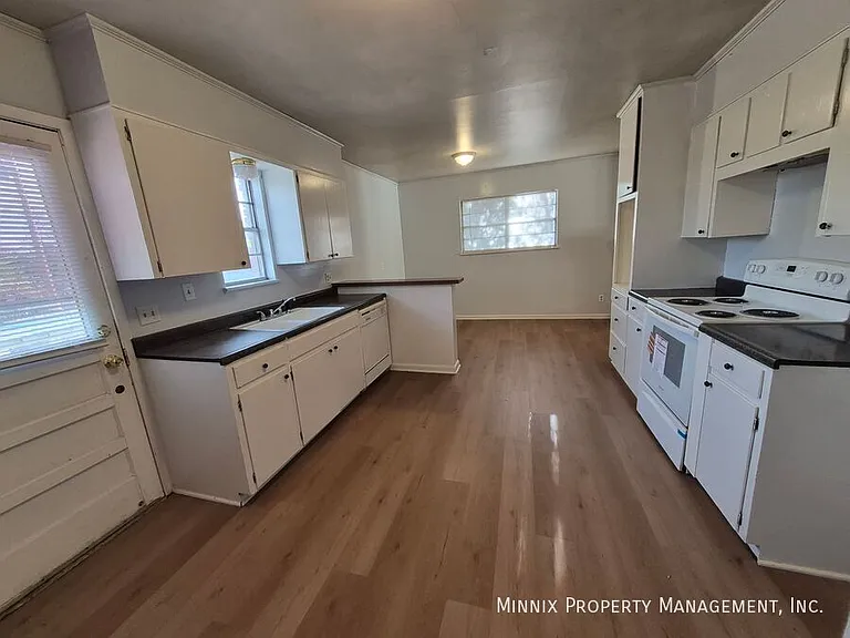 4226 SW 2nd Ave #6 — Photo 4