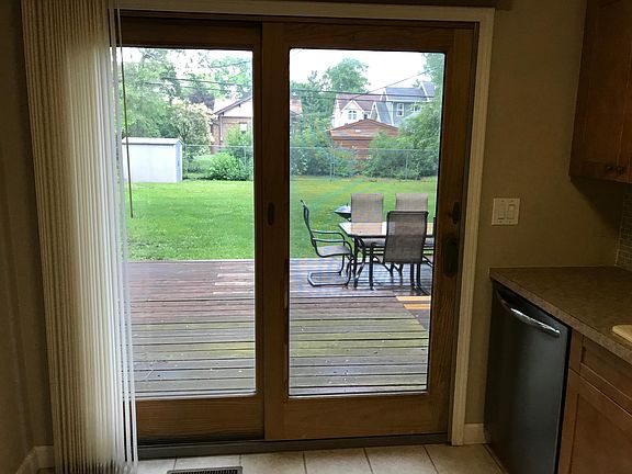 5th image of 133 E Farnum Ave