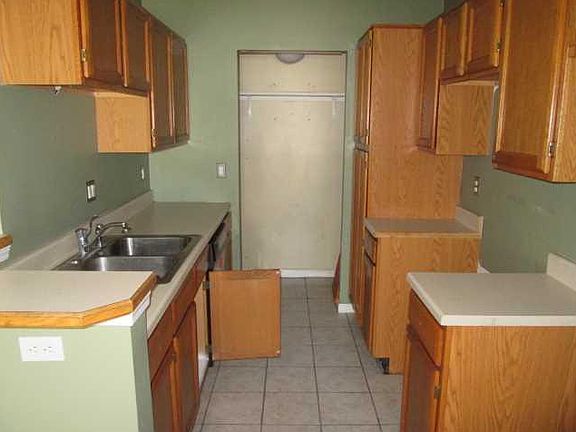 4th image of 3198 Oceanline Dr