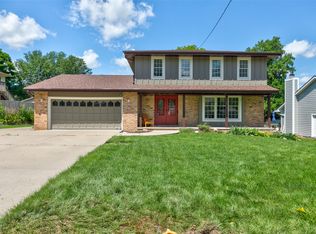 1204 32nd St, West Des Moines, IA 50266