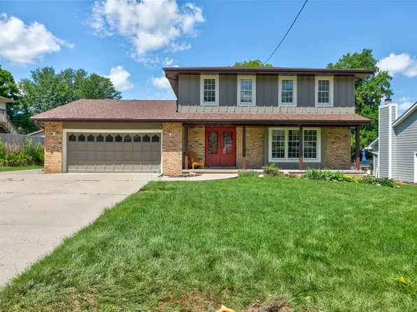 1204 32nd St, West Des Moines, IA 50266