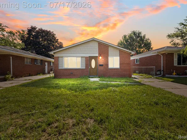 6871 Troy St, Taylor, MI 48180