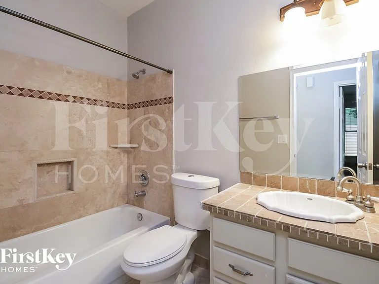 1831 W Wildhorse Dr — Photo 13