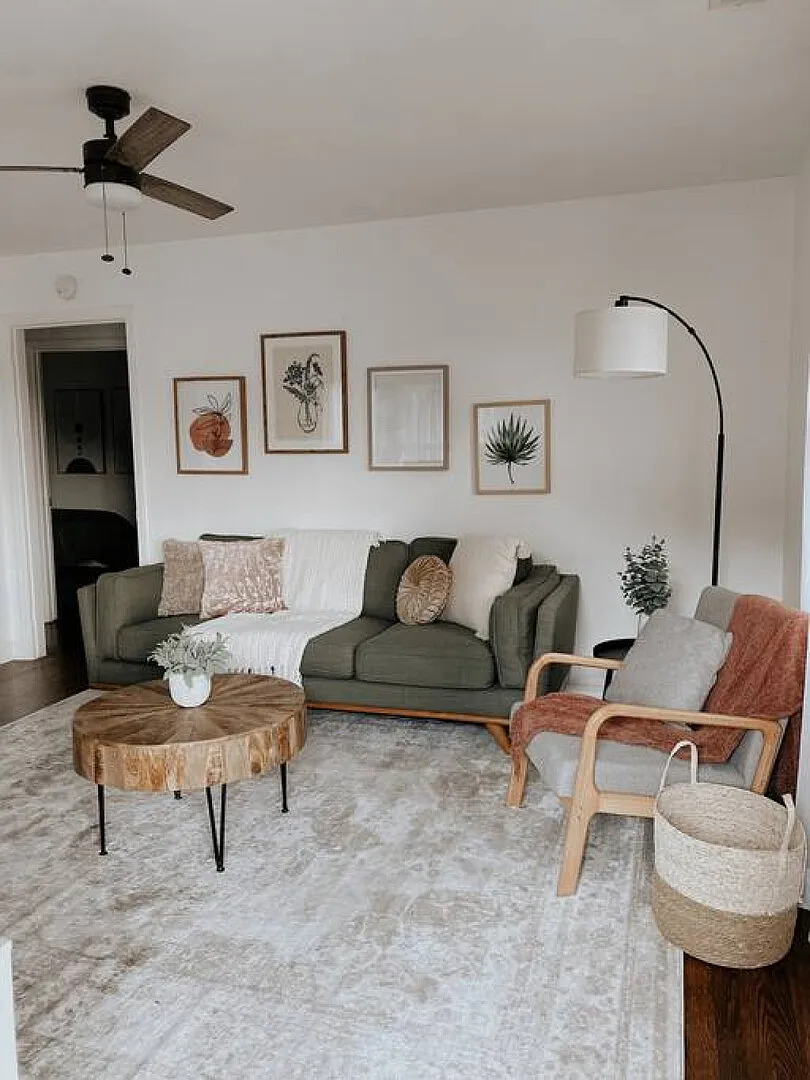 Cozy Mid-Century Modern House, walk to Starbucks — Photo 4