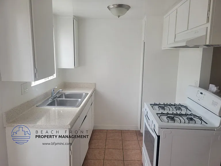 1532 W 257th St — Photo 8