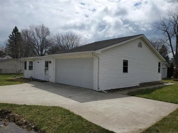 7282 Birchcrest Rd, Lexington, MI 48450