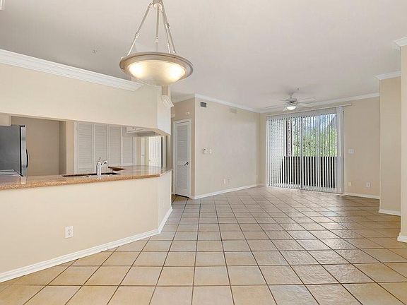 3rd image of 2111 Welch St APT A218