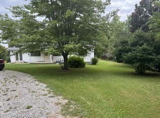 1078 W Rock Quarry Rd, Clarkrange, TN 38553