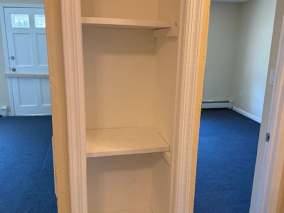 4th image of 29 Champlain Ave #1