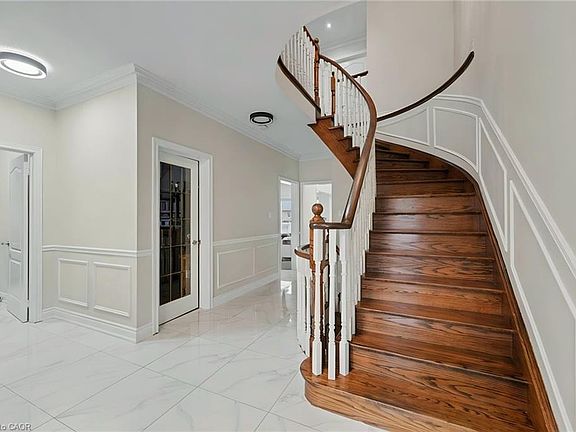 5th image of 717 Vaughan Mills Rd