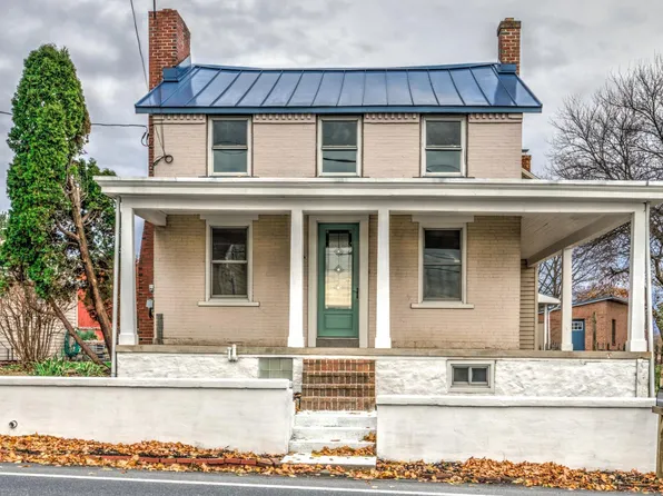 90 S King St, Stevens, PA 17578