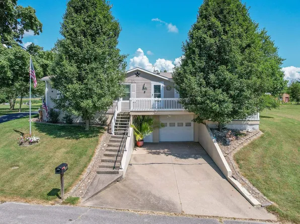 320 11th St, Grandview, IN 47615