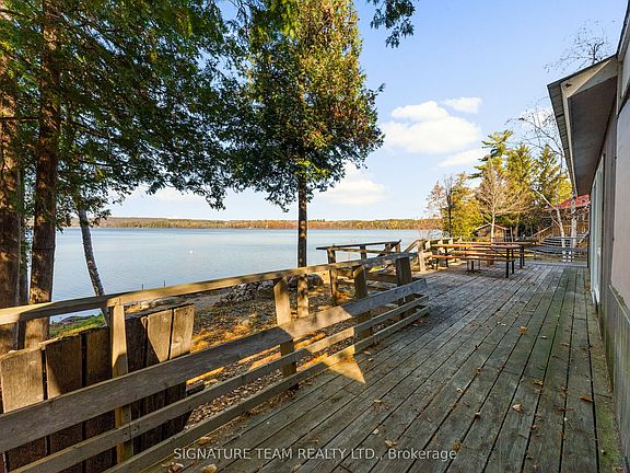 3rd image of 368B Rocky Point Dr