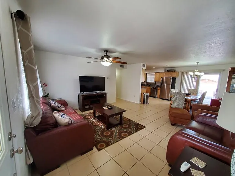 2155 Runabout Dr — Photo 2