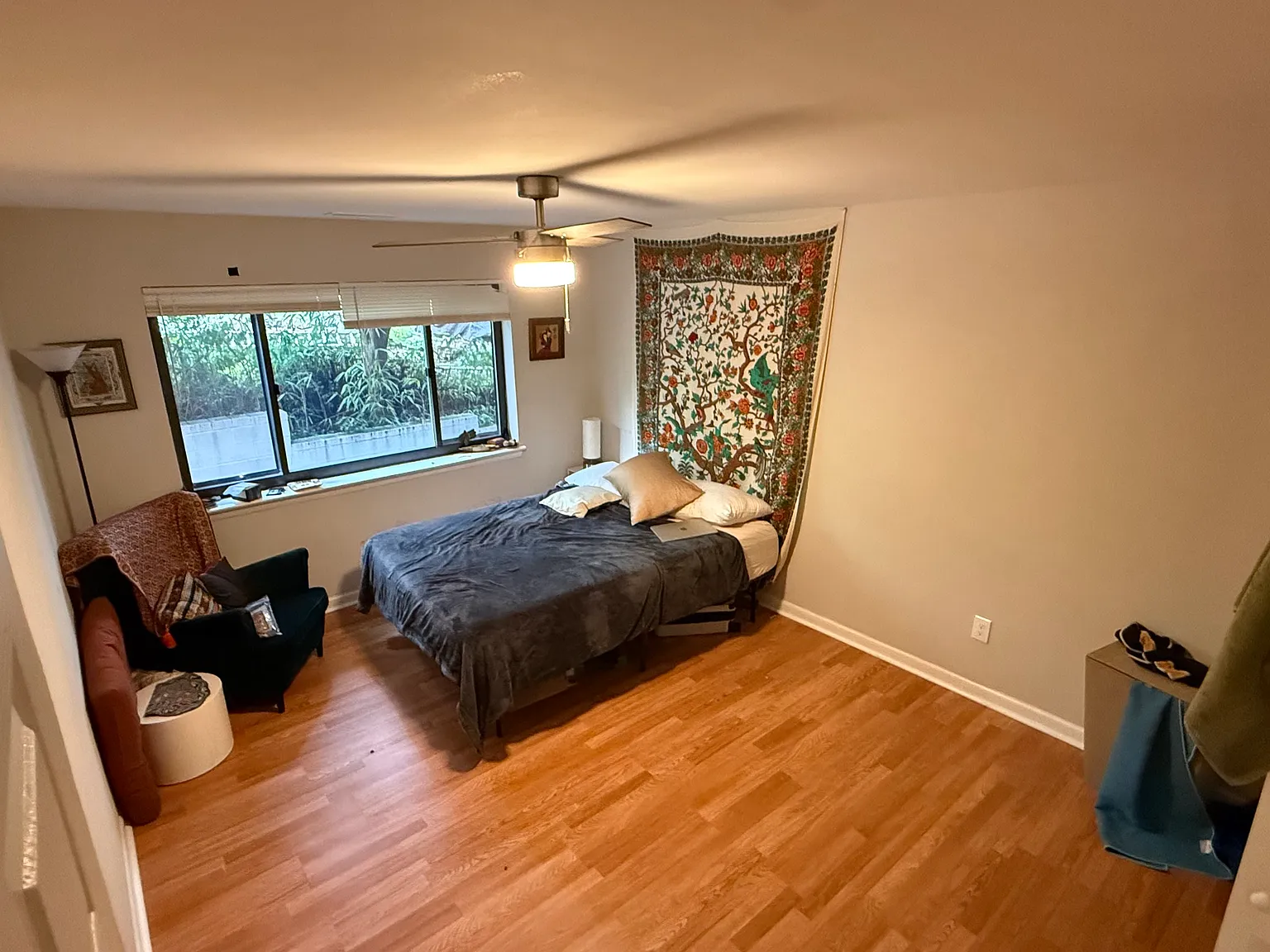 2 bed, 1000 sqft, $1,250 — Photo 4