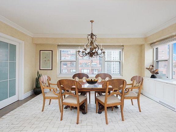3rd image of 45 Sutton Pl S APT 20A