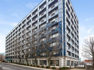 300 Broad St #305, Stamford, CT 06902