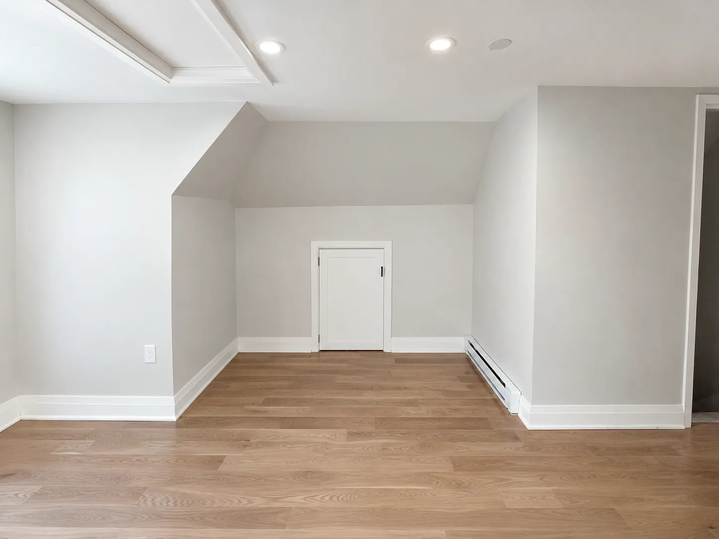 Unit 3 - 5 Cumberland Ave — Photo 4