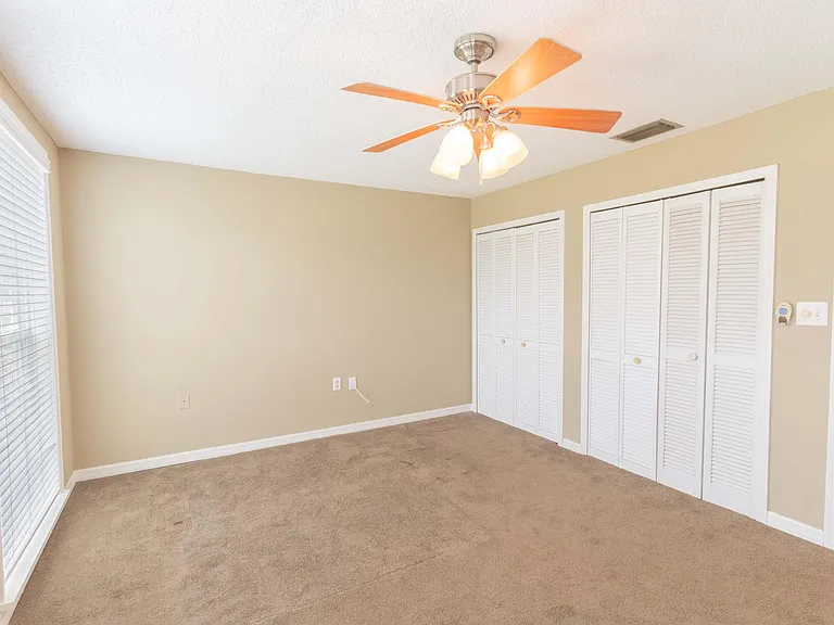 5850 Cypress Gardens Blvd #607 — Photo 12