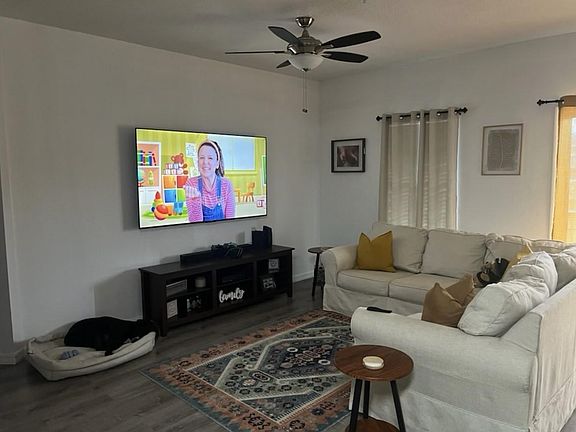 4th image of 2249 Betsy Ross Ln