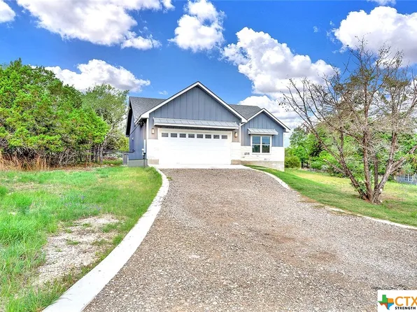 4 Lomas Verde Trl, Wimberley, TX 78676