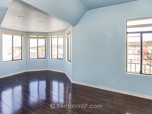 3rd image of 654 Clement St #A
