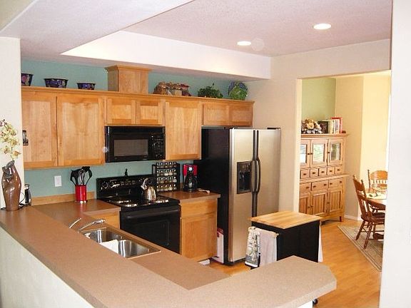 Great Kitchen Bar Area