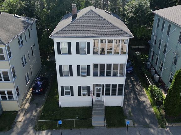 2nd image of 150 Ingleside Ave