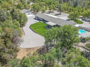 17400 Pittim Dr, Redding, CA 96003