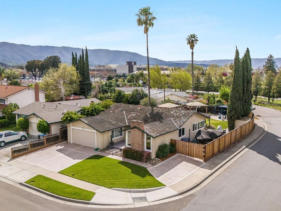 1st image of 5405 Woodhurst Ln