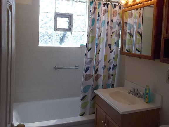 5th image of 311 Victoria Dr
