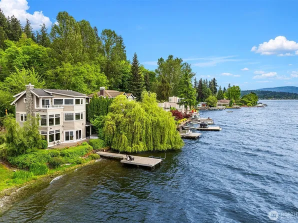 2033 E Lake Sammamish Parkway NE, Sammamish, WA 98074