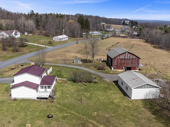 2nd image of 1676 Wallaceton Bigler Hwy