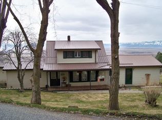 61218 Stackland Rd, Cove, OR 97824