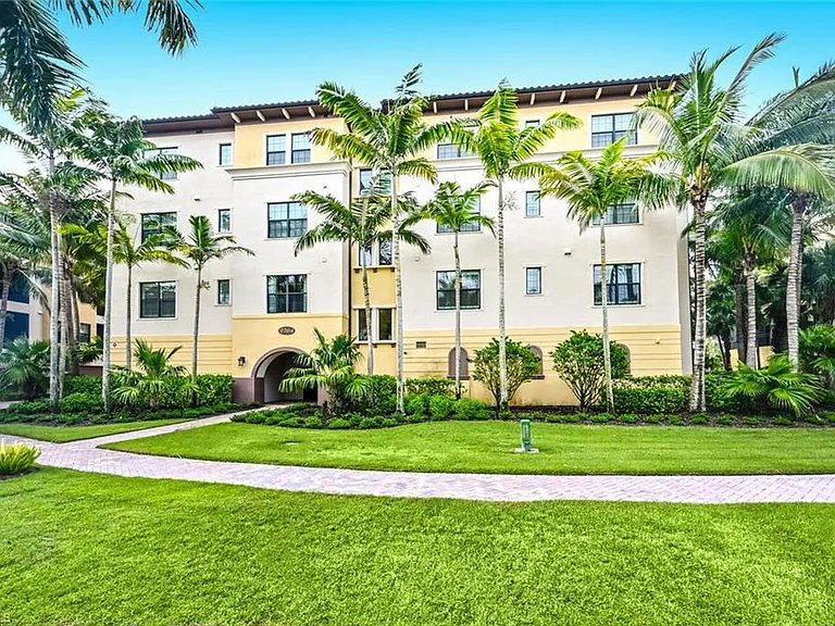 2764 Tiburon Blvd E #3101 — Photo 46