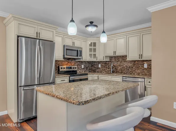 146 Parkway Drive #A, Freehold, NJ 07728