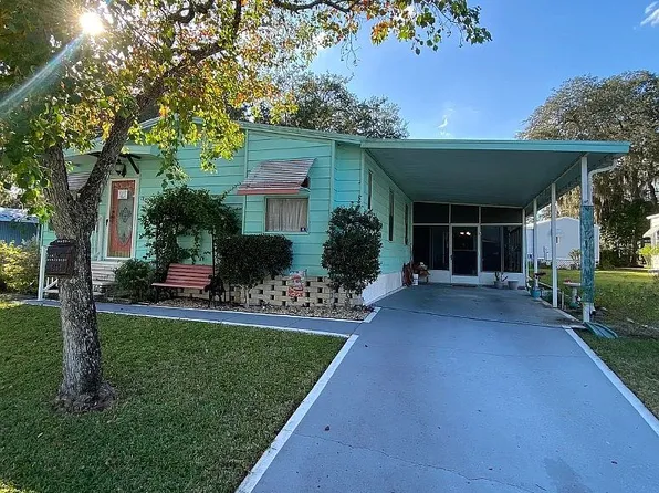 350 Orchid Dr, Fruitland Park, FL 34731