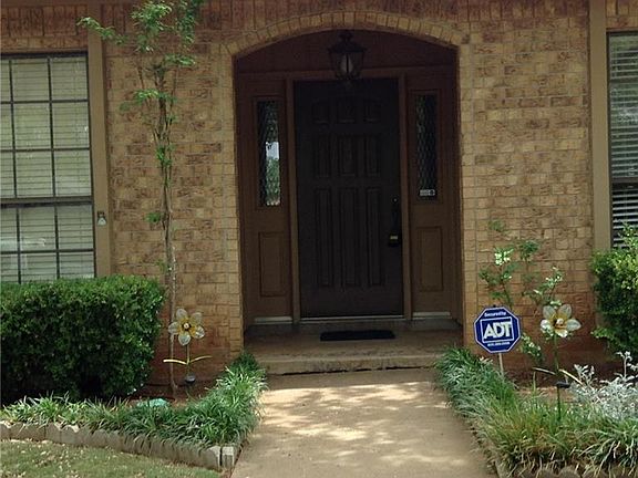 3rd image of 5549 Piping Rock Dr